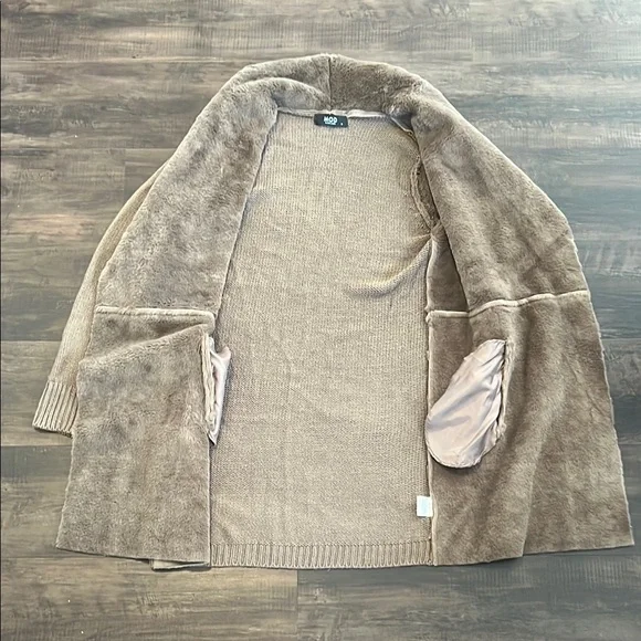 MOD Faux Fur Collar Coat - Picture 3 of 4